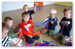 Unterricht IKM - Musikschulen "Raketen flug..."